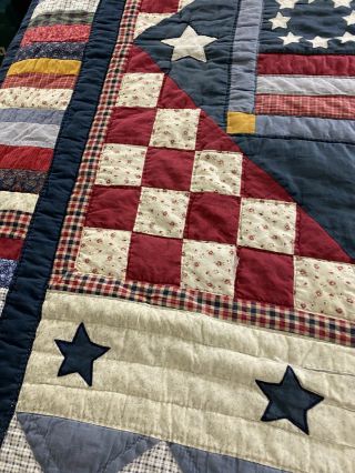 AMERICANA PATRIOTIC VINTAGE HAND QUILTED FLAG STARS & STRIPES PATCHWORK QUILT 2