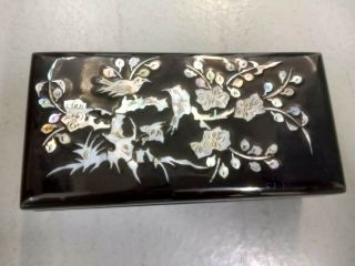 Vintage Asian Japanese Black Lacquer Mother Of Pearl Inlay Birds Flowers Box