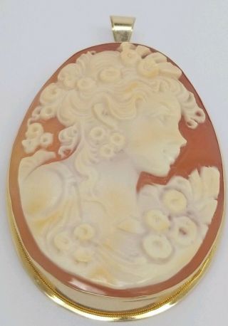 Large Signed Hand Carved Scognamilio Italy Solid14k Gold Frame Cameo Pin/pendant