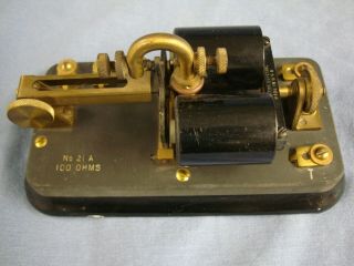 Vintage Western Electric No.  21a 100 Ohm Telegraph Sounder.