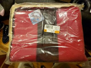 Marlboro Country Store Vintage 2003 Red & Black 100 Wool Blanket In Bag