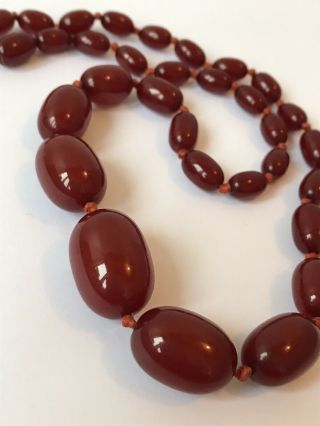 24g Vintage Cherry Amber Marbled Bakelite Bead Necklace Simichrome