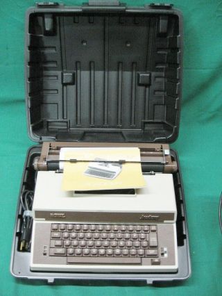 Vintage Royal Academy Correcting Portable Electric Typewriter;