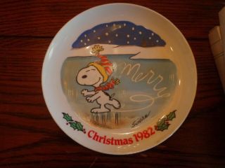 Schmid Peanuts 1982 Christmas Plate By Charles Schulz
