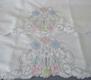 Pr Vintage MADEIRA Linen PILLOW Cases Hand Embroidered Appliqued PASTEL Flowers 3