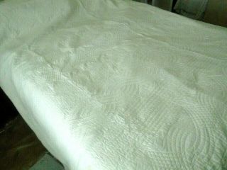 Large,  Vintage Bed Cover Or Throw