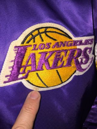 LA Los Angeles Lakers Starter Vintage Satin Quilted Bomber Jacket Men ' s Size XL 3