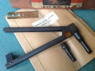 Vintage Rivet Kit w/G - 25 Rivet Gun & Wooden Storage Box by Cherry Rivet Co. 3