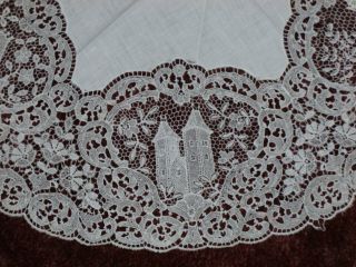 Gorgeous Antique Vintage Bobbin Lace Tablecloth - Doily Castles - Floral Motif 22 "