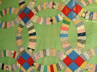 Vintage Double Wedding Ring Quilt Top On Green 88 X 76 Hand Stitched