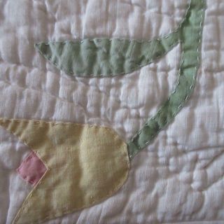 Cottage sweet Yellow Tulips Vintage 30s Doll or Table QUILT 17x18 3