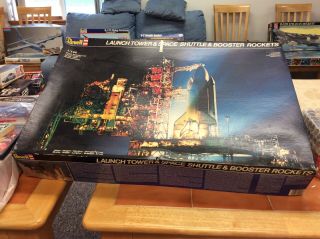 Vintage Revell 1/144 Launch Tower & Space Shuttle & Booster Rockets 4911