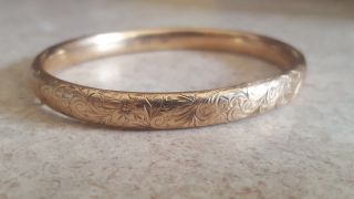Rare To Find 1911 Victorian 10k Yellow Solid Gold Bangle Floral Engraved