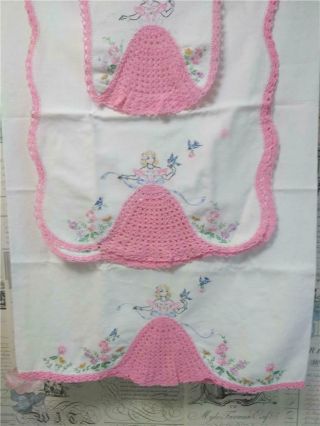 Vintage Pillow Case & Dresser Scarf Set Crochet & Embroidered Pink Cinderella