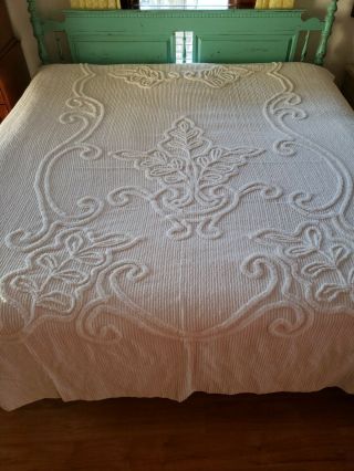 Vintage White Cotton Chenille Bedspread Twin