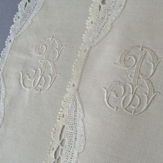 2 Vintage French Linen 27 " Placemats Hand Embroidered Monogram " B " W Lace Trim