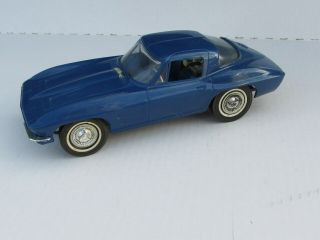 Vintage Cox 1964 Chevrolet Corvette Sting Ray Tether Gas Powered Model Car Blue