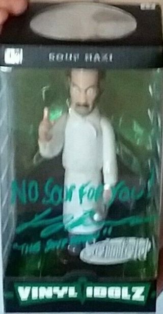 Seinfeld Soup Nazi Autographed Vinyl Idol figure in Green with photo 2