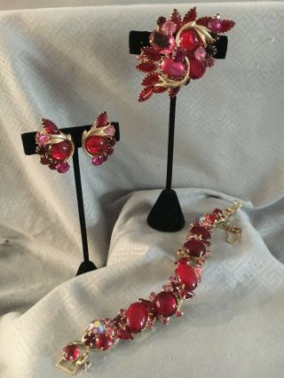 Vintage Signed & Unsigned Weiss Red & Pink Rhinestone Bracelet Brooch Earrings