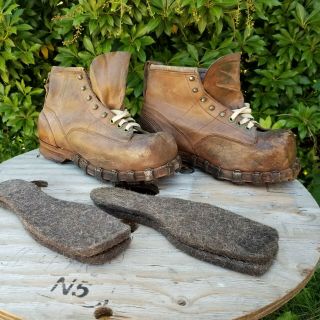 Wwii Us Army 10th Mountain Div.  Leather Combat Ski Boots - 1st Type - Size 8.  5