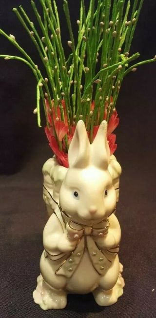 Lenox Bunny Bud Vase With Flowers Petals And Pearls