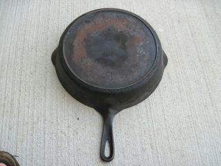 Vintage 9 Cast Iron Skillet With Heat Ring Marked Erie 710 H Griswold ?