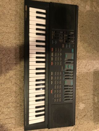 Vintage Yamaha Portasound Pss - 560 Electronic Synthesizer Digital Keyboard