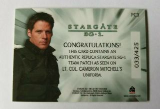 Stargate SG - 1 Team Patch Trading Card PC3 Lt.  Colonel Cameron Mitchell 033/425 2