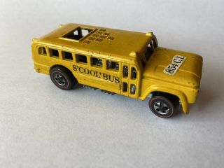 1970 Hot Wheels Redlines Heavyweights S’cool Bus Hk
