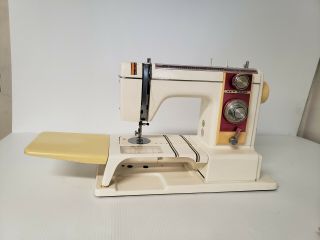 Vintage The Home Sewing Machine Model No 900 Xl - Ii