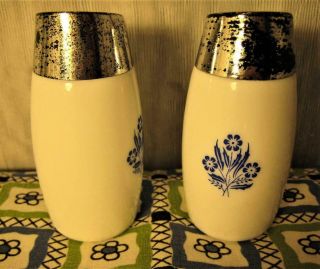 Vintage Van Pak Canada Milk Glass Blue Cornflower Salt & Pepper Shakers 2