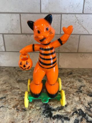 Rosbro Rosen Hard Plastic Vintage Halloween Cat On Wheels