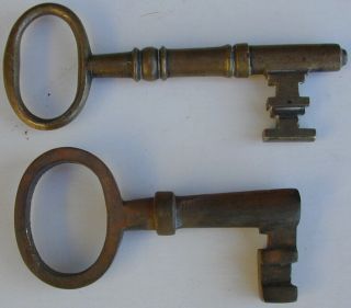 2 Old Orig.  Large Antique Brass Skeleton Keys Jail - Prison Keys 1890 