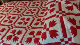 Vintage Handmade & Quilted Christmas RED & WHITE Heirloom Patchwork Quilt 80X94 2