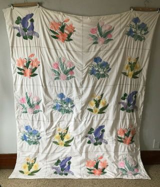 Vintage Applique Floral Quilt