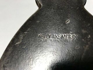 Vintage KELLY AXE MFG.  CO.  axe head w/nail puller 2