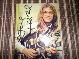 Steve Howe,  Singer/musician,  Hand Signed Photo 6 X 4