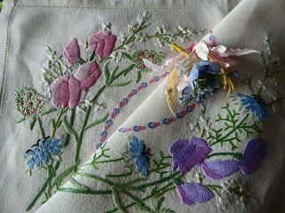 Vintage Hand Embroidered Tray Cloth /fairistytch Sweet Peas & Cornflowers