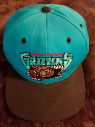 Vintage 1994 Vancouver Grizzlies Nba Hat Cap