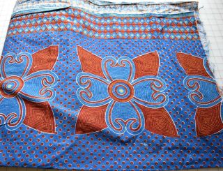 7577 1 Yd African Batik Cotton Fabric.  1970 