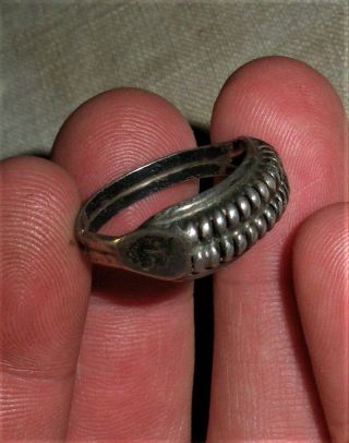 Antique C.  1950 Navajo Sterling Silver Ring Curled Wire Vafo