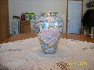 Toyo H.  F.  P.  Macau Vintage Asian Pottery Large Vase Golden Peony Pattern