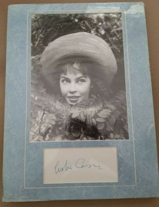 Leslie Caron Movie Star Signed Autographed Card In Frame With Picture