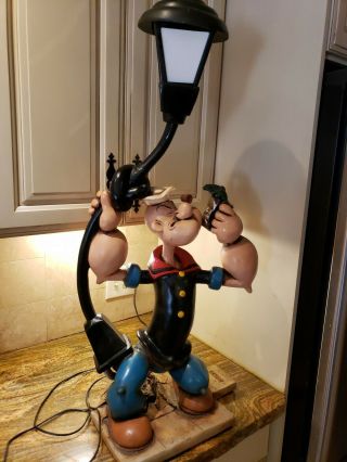 Popeye Street light with lamp Figurine Statue - Kings Features/Hearst 2