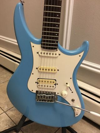 Vintage Vantage Electric Guitar 1980s Winged Light Blue W/ White Scratch Pad