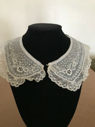 Antique Victorian Hand Embroidered Collar - Muslin Fabric,  Bobbin Lace Edging