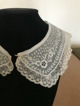 Antique Victorian Hand Embroidered Collar - Muslin fabric,  Bobbin lace edging 3