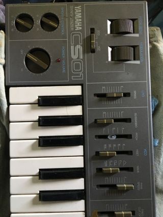 Yamaha Cs01 Vintage Analog Mono - Synth