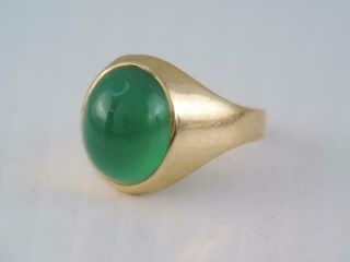 Vintage Mid Century Swedish 18k Solid Gold Green Chalcedony Stone Ring 1956