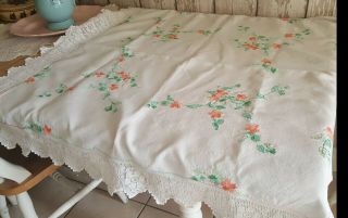 Vintage Hand Embroidered 100 Linen Lace Edged Tablecloth Afternoon Tea Party